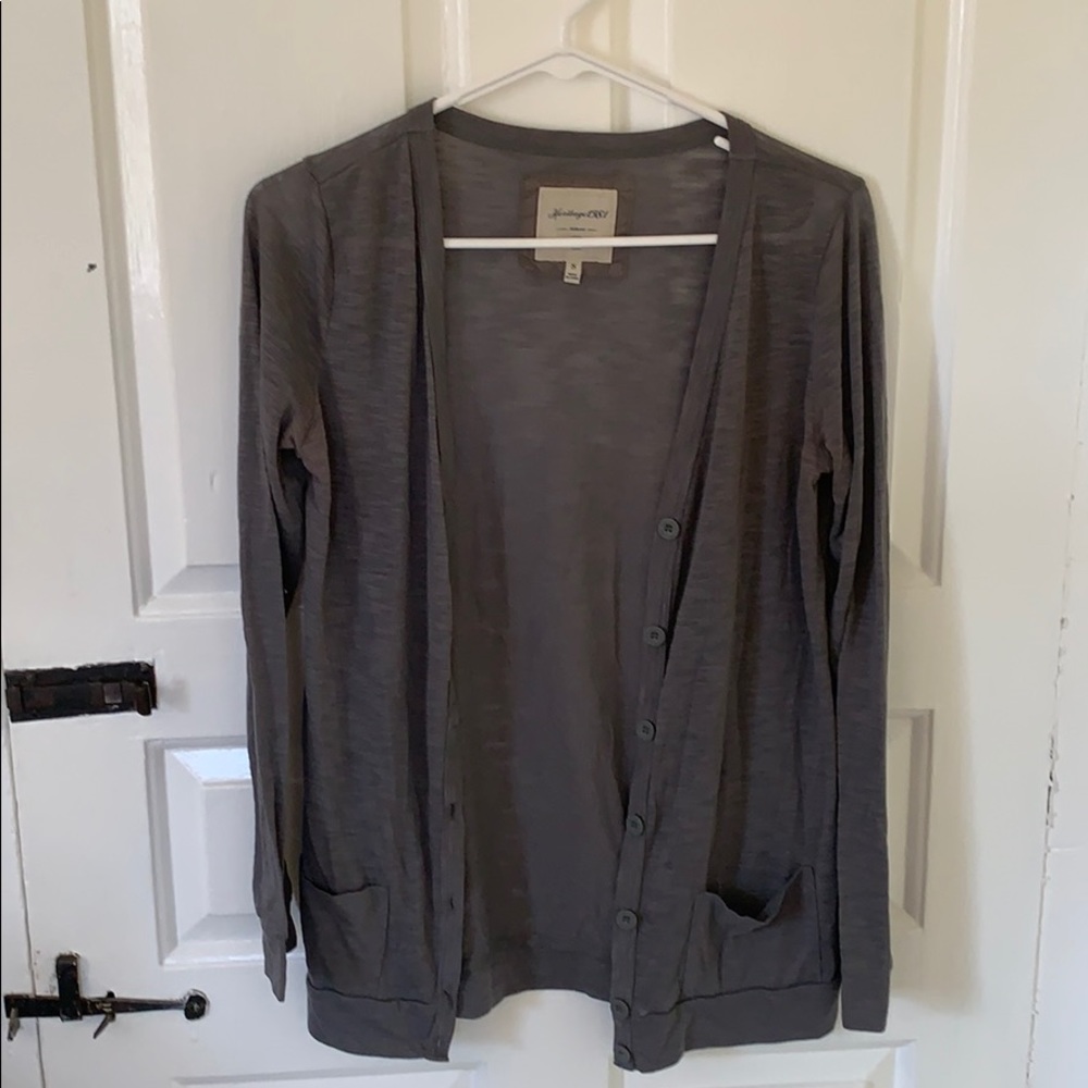 Light weight cardigan